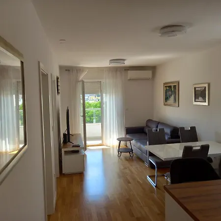 Duja Spadi Apartmán Split